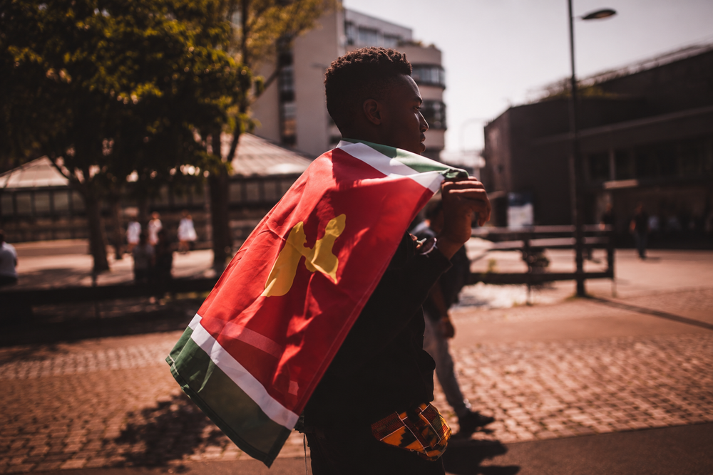 Une histoire (coloniale) des drapeaux des dites Outre-mer